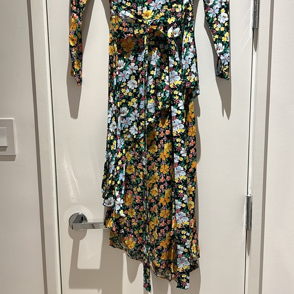 Maje New With Tags! Stunning floral handkerchief dress - Picture 5 of 6